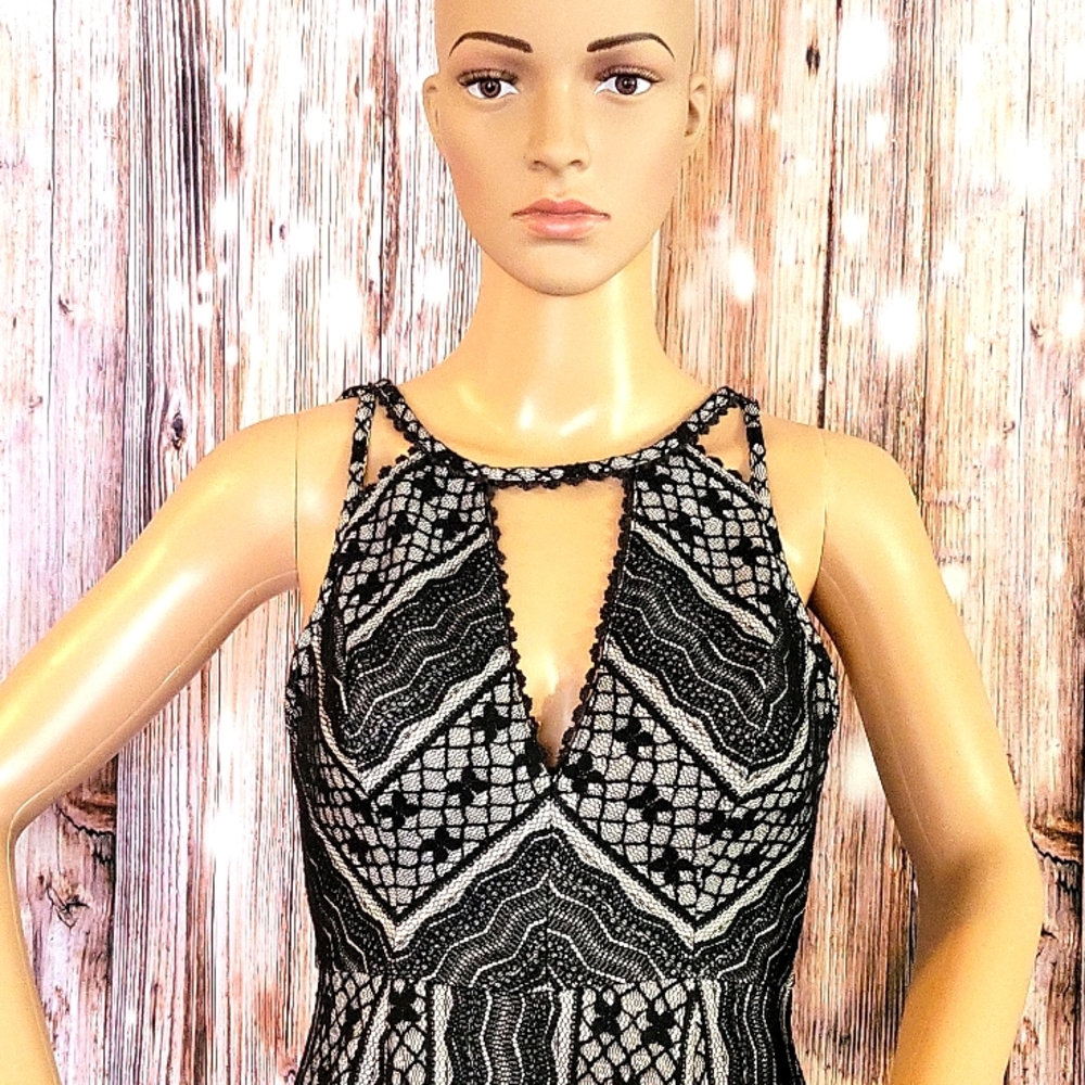 NWOT Free People Women's Black Lace Cocktail Dress Size 0 - Picture 4 of 10